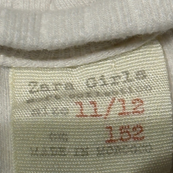 ZARA Girls White Ribbed Long Sleeve Top 11/12Y Ruffle Shoulder Trim - Picture 3 of 3